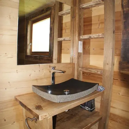 Chalet Chalet Independant Avec Jacuzzi Privatif Dommartin-lès-Remiremont