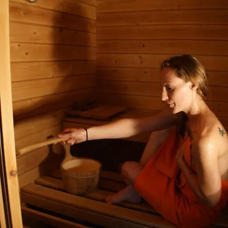 Chalet Independant Avec Jacuzzi Privatif